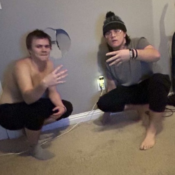 🥳LIVE SHOW UPDATES !! DROP REQUESTS BELOW ❤️Live Shows - Picture 9 of 16